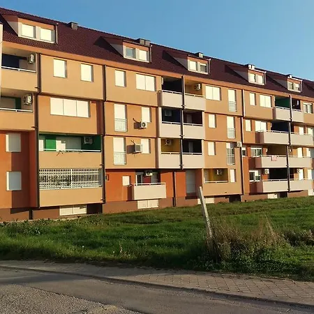 Apartment Nina