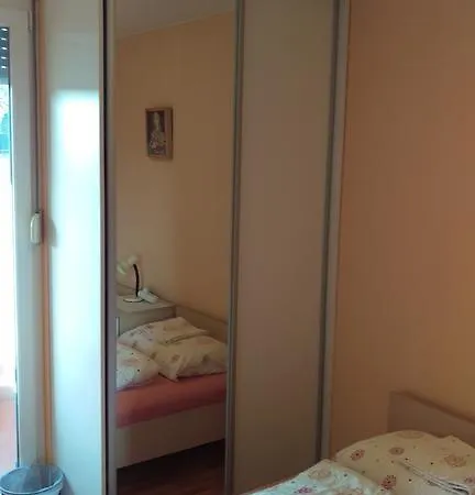 Apartment Nina